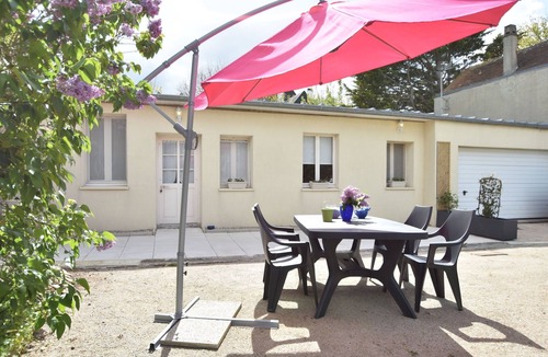 Luc-sur-Mer Cottage | Cosy cottage in Luc sur mer with private terrace