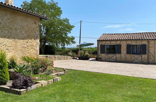 Fabas Apartment | Cosy cottage in quiet country setting