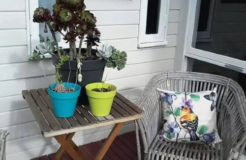 Ballarat Cottage | Cosy cottage on mair