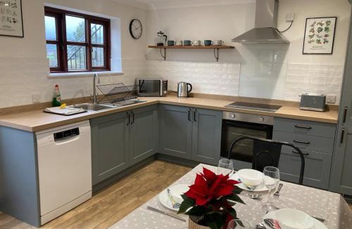 Cornwall House | Cosy cottage with stunning views