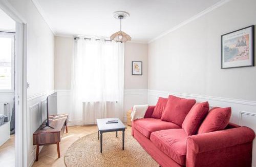 Anatole France Danton Apartment | Cosy Coty - Central - Confort