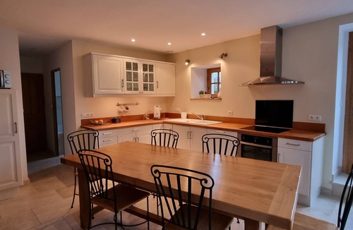 Bissey-la-Cote House | Cosy country house