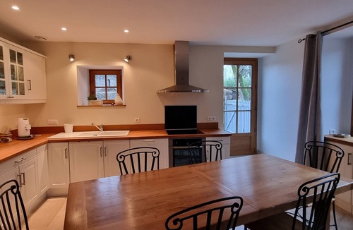 Bissey-la-Cote House | Cosy country house