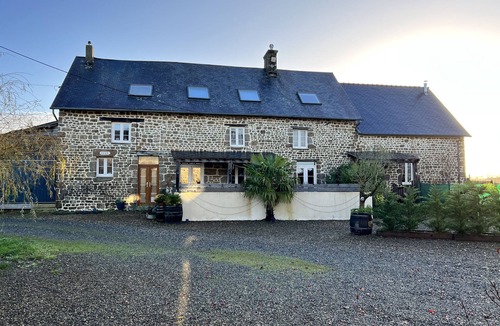 Le Teilleul House | Cosy country house