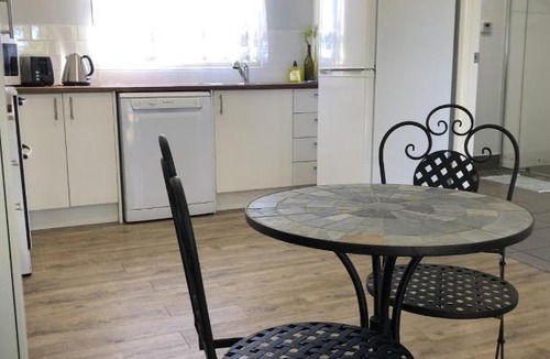 Lynwood Apartment | Cosy Country Stay