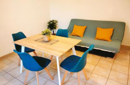 Courthezon Apartment | Cosy Courtesoun