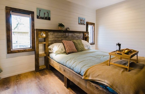 Marsden Cabin | Cosy Deer Hill Cabin,
