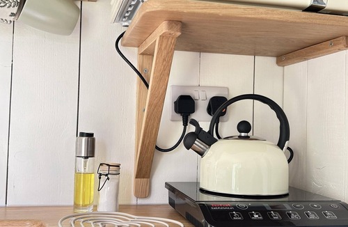 Chittlehampton Cabin | Cosy devon Hut woodland views