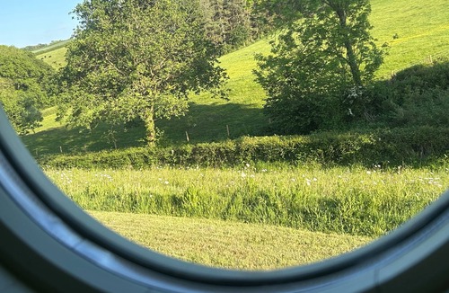 Chittlehampton Cabin | Cosy devon Hut woodland views