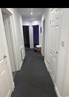 Glasgow House | Cosy Double room in house available with shared bathroom