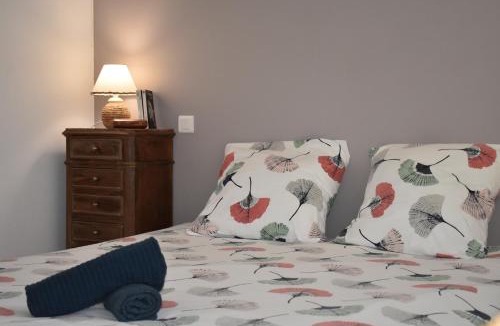 Villefranche-de-Rouergue Apartment | Cosy Duplex T1Bis