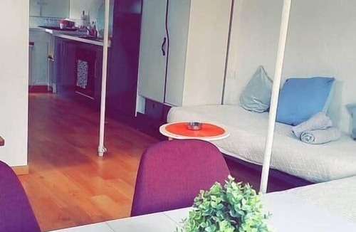 La Ferte-sous-Jouarre Apartment | Cosy Duplex Disneyland Paris