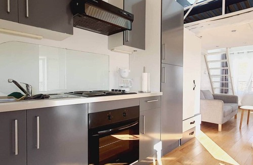 La Ferte-sous-Jouarre Apartment | Cosy Duplex Disneyland Paris