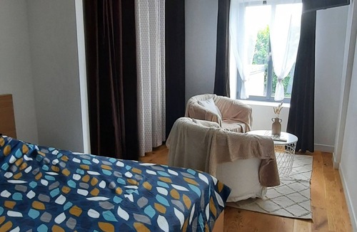 Villeneuve-le-Comte Apartment | Cosy duplex near Disney