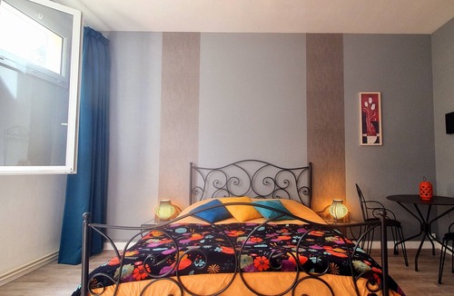 Antrain Bed & Breakfast | Cosy Er Lann Bed and Breakfast Baccara