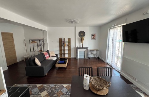 Sourdeval Apartment | Cosy Escape in Normandy