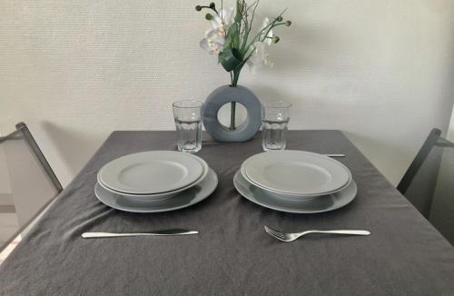 Le Pecq Apartment | Cosy et lumineux face Seine river - 20 min Paris