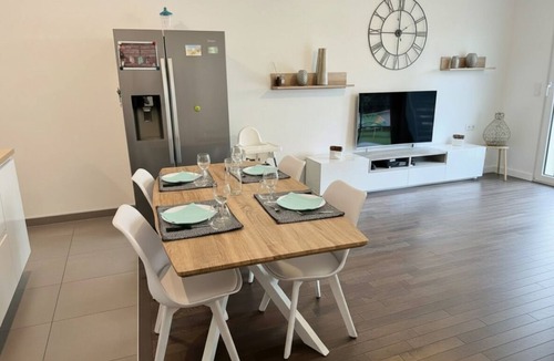 Le Plessis-Robinson Apartment | Cosy F3 with private terrace - Plessis-Robinson - 20 min. Paris