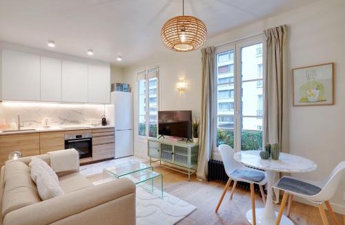 Silly-Gallieni Apartment | Cosy Flat