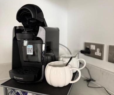 Watford Apartment | Cosy flat that feels just like home