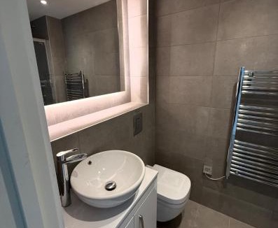 Watford Apartment | Cosy flat that feels just like home