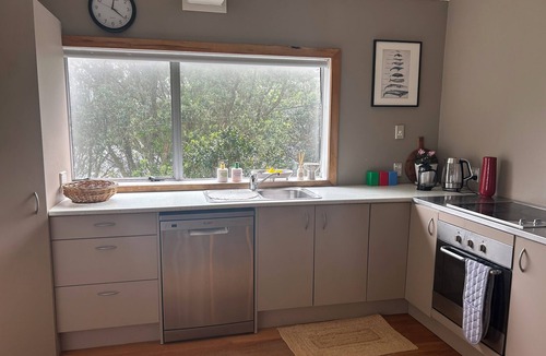 Wellington House | Cosy flat with sea views