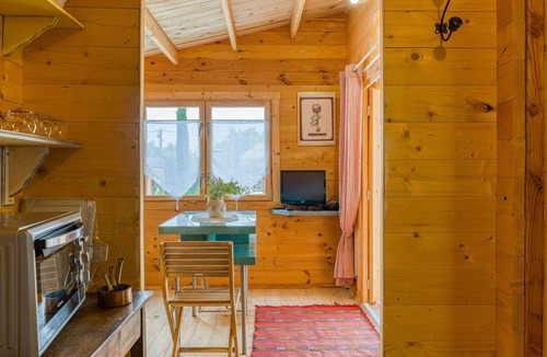 Saint-Laurent-La-Vernede Apartment | Cosy apartment for 2 guests with A/C, WIFI, pool, TV and terrace