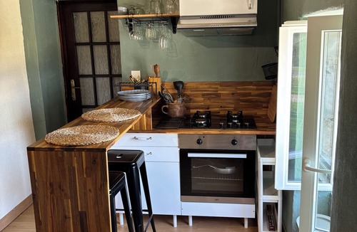 Saint-Martin-des-Fontaines Apartment | Cosy room with fitted kitchen & swimming pool in season