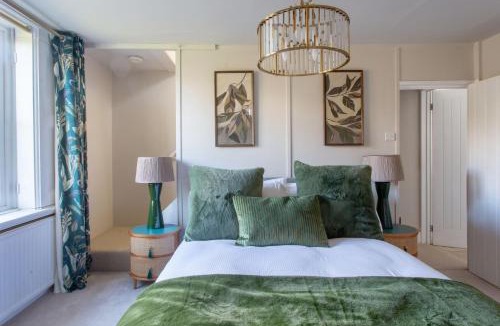 Blandford Saint Mary House | Cosy