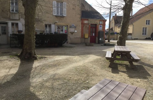 Montreal House | COSY GITE IN MEDIEVAL VILLAGE near AVALLON