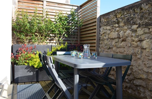 Vouvray Cottage | COSY GITE located in the heart of the Loire castles, close to shops and swimming pool