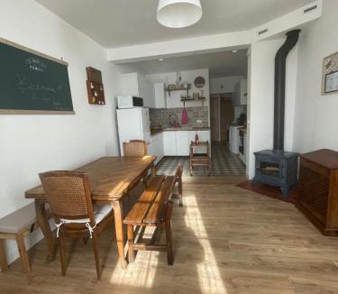 Giverny House | Cosy Giverny