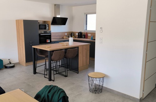 Chemaze House | Cosy guest room - Free parking - Near VNB Festival