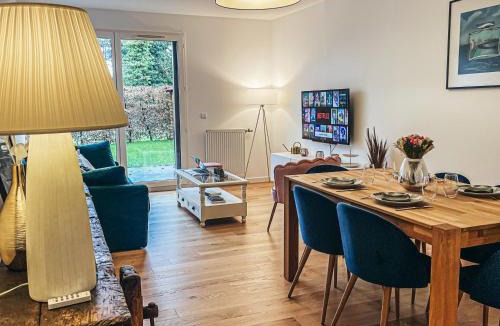 Sainte-Genevieve-des-Bois Apartment | Cosy Haven SGDB