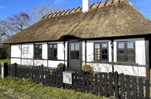 Errindlev House | Cosy half-timbered house on Lolland