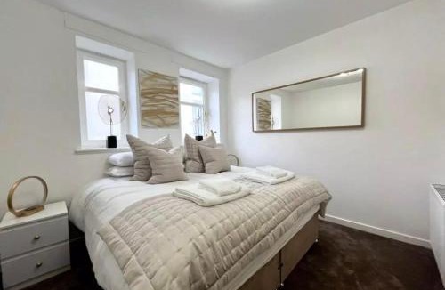 Stirling House | Cosy Hideaway