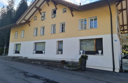 Schwenden Apartment | Cosy holiday flat in the Diemtigtal Nature Park