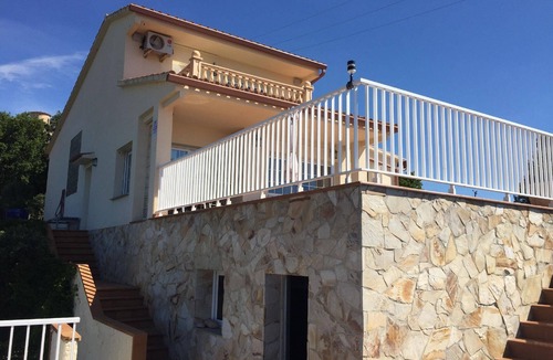 Santa Cristina de Aro House | Cosy holiday home with pool and sea view