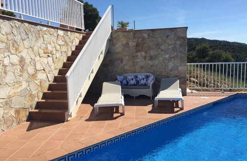 Santa Cristina de Aro House | Cosy holiday home with pool and sea view