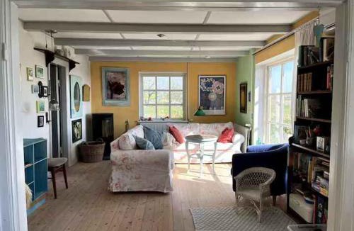 Borre Villa | Cosy Holiday Home In Møns Nature