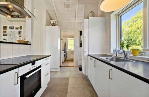 Frederikssund Municipality House | Cosy holiday home near beach and play