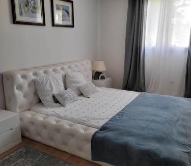 Fay-les-Nemours Apartment | Cosy Home