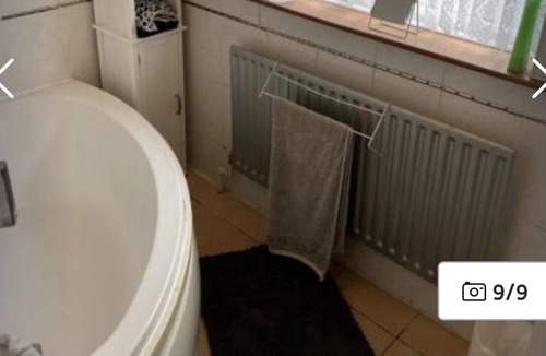 Northampton House | Cosy home in Northampton with parking