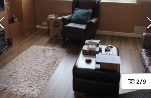 Northampton House | Cosy home in Northampton with parking