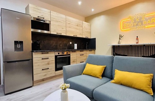 Beauchamp Apartment | Cosy Home- RER C & A15