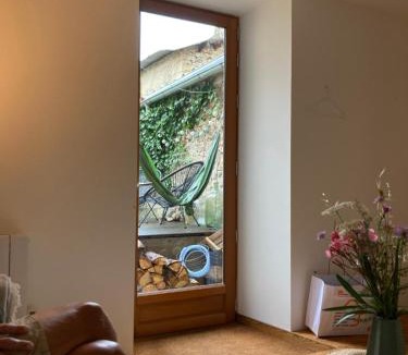 Castelreng House | Cosy home with a great yoga studio