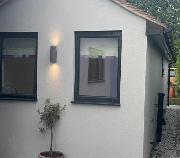 West End Apartment | Cosy Home with beautiful views