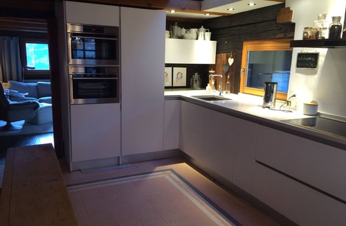 Cavagnago Ski Chalet | Cosy home with fully equipped kitchen in the Swiss Alps