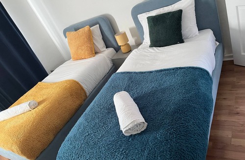 Walsall House | Cosy home with private parking