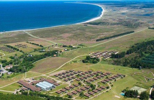 Hanstholm Apartment | Cosy hotel room in a holiday park